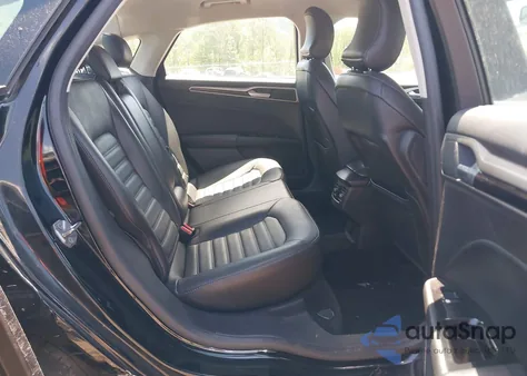 2016 Ford Fusion Se z USA, uszkodzony, nr VIN 3FA6P0HD9GR272138